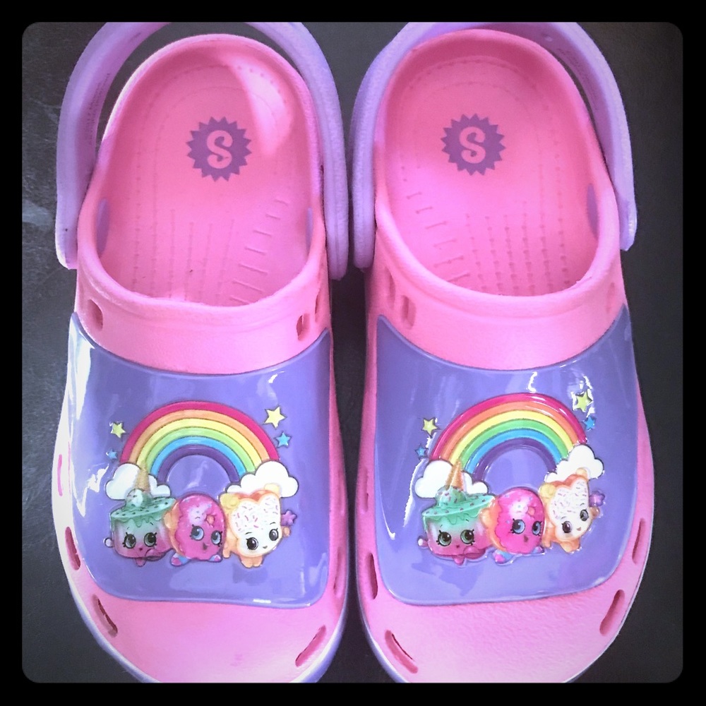 EUC light-up Shopkins shoes, size 10/11